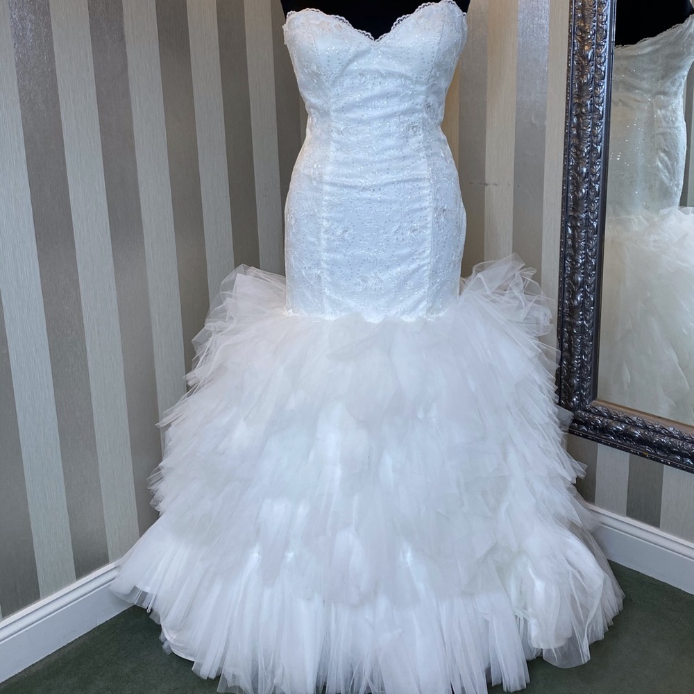 Brand New Wedding dress